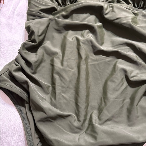 Cupshe Olive Green Ruffled One Piece Swimsuit - Picture 6 of 7